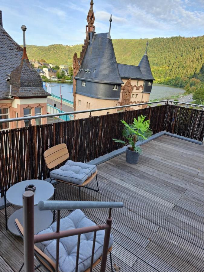 Blick Zum Brueckentor Traben-Trarbach